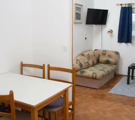 Appartamento Panka Omiš